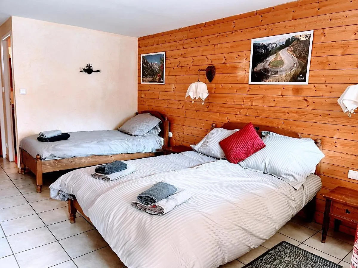 Le Bourg-dʼOisansLe Catelan别墅 Le Bourg-dʼOisans